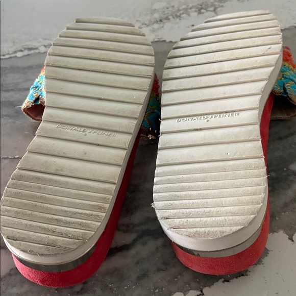 Donald Pliner shoes - Picture 5 of 5